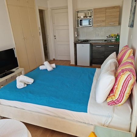 Kolonaki Seaview Apartments Larnaca Room photo