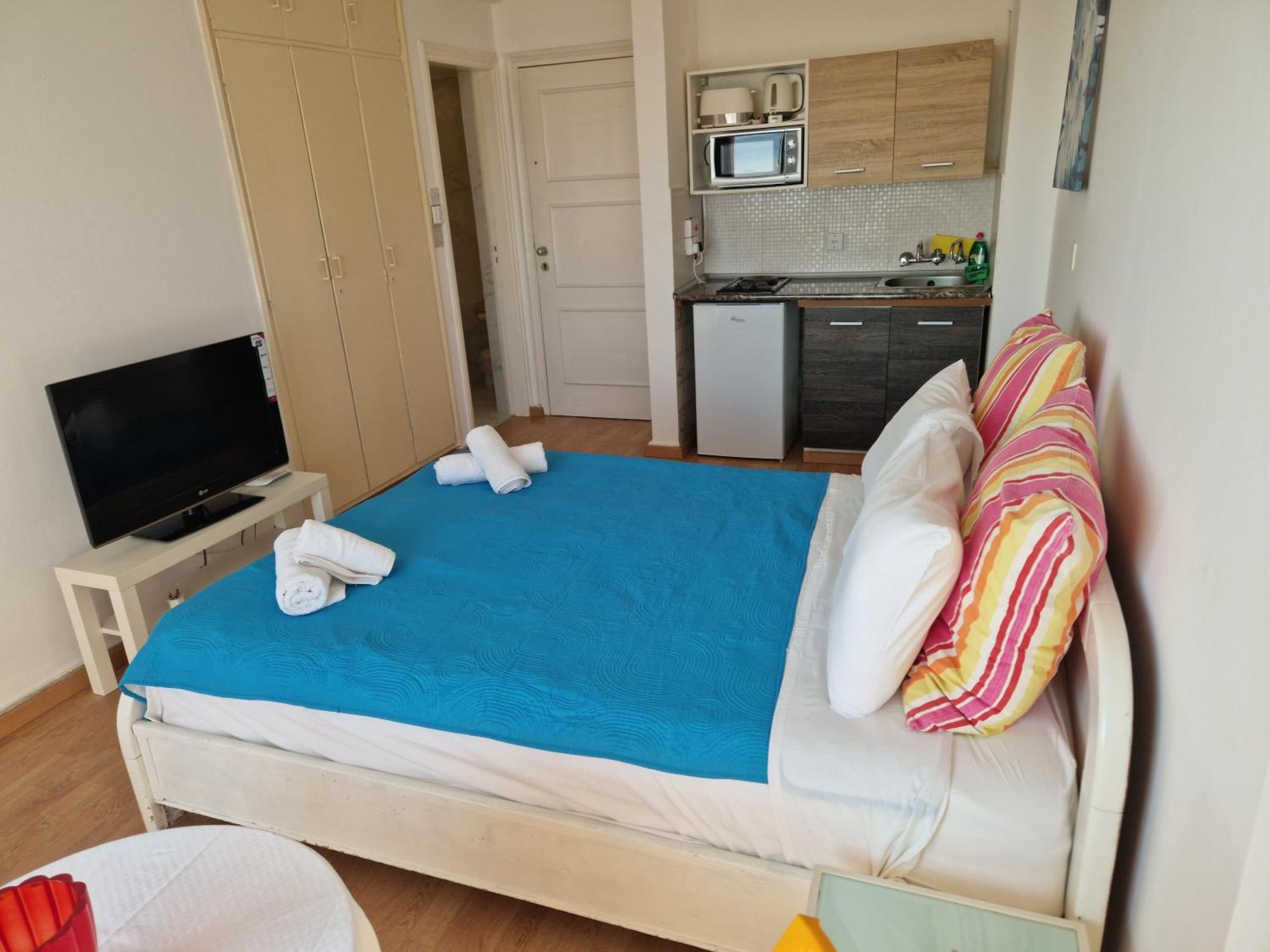 Kolonaki Seaview Apartments Larnaca Room photo